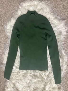 Alice + Olivia Dark Green Ribbed Mock Neck Top Sm